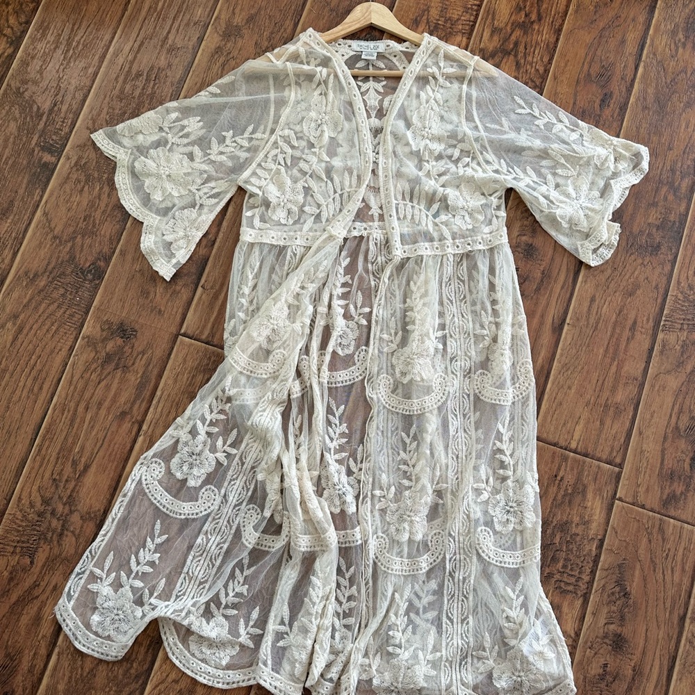 Rachel Zoe Cream Lace Kimono